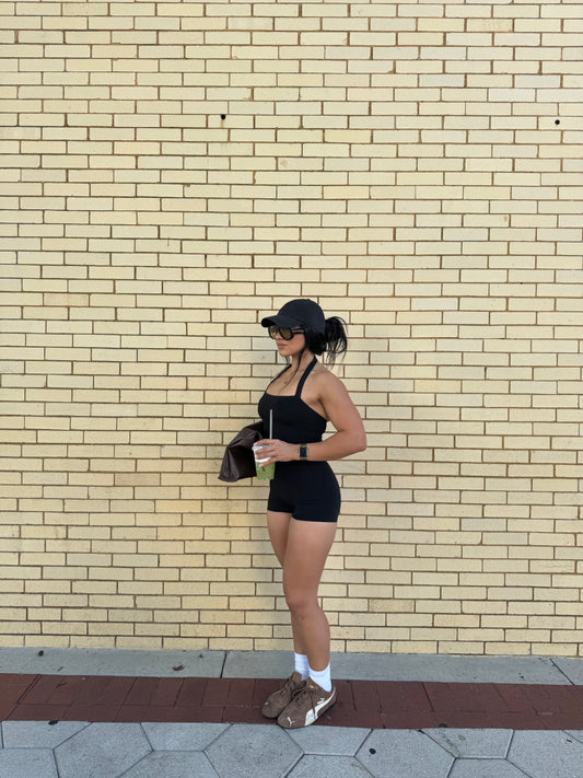Elevé Black Top