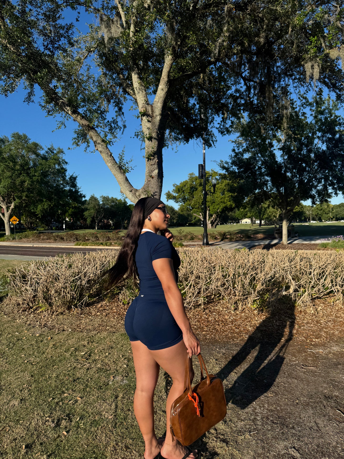 Elevé Navy Seamless Top
